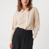 wsh00611 chemise à col manche longue couleur creme chemise karmele skfk