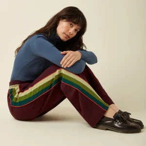 sweat pants daytona sweat king louie 10118 600 porto red bas de jogging bas de survetement king louie bordeau avec bande tri colore le long de la jambe beige verte bleu pantalon daytona king louie