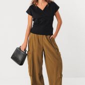 pantalon aines skfk pantalon tres large cargo vert olive kaki avec double poches sur les cotes wtr00564