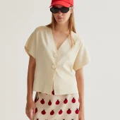 Gilet beige compania fantastica 10223 gilet manche courte beige fermé avec 2 gros boutons uni beige cardigan punto beige