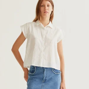 Chemise brodée fleurs compania fantastica 43031 chemise blanche d été manche courte boutons brodée blanc petites fleurs