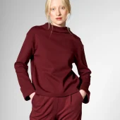 haut sportswear mademoiselle yéyé haut bordeaux prune lie de vin manche longue evasée col haut uni mod shift top 62227
