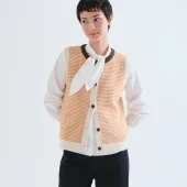 gilet compania fantastica cardigan punto bicolor marron y rosa cardigan sans manche rayé jaune et beige col rond marron bouton bois marron 63c/10241